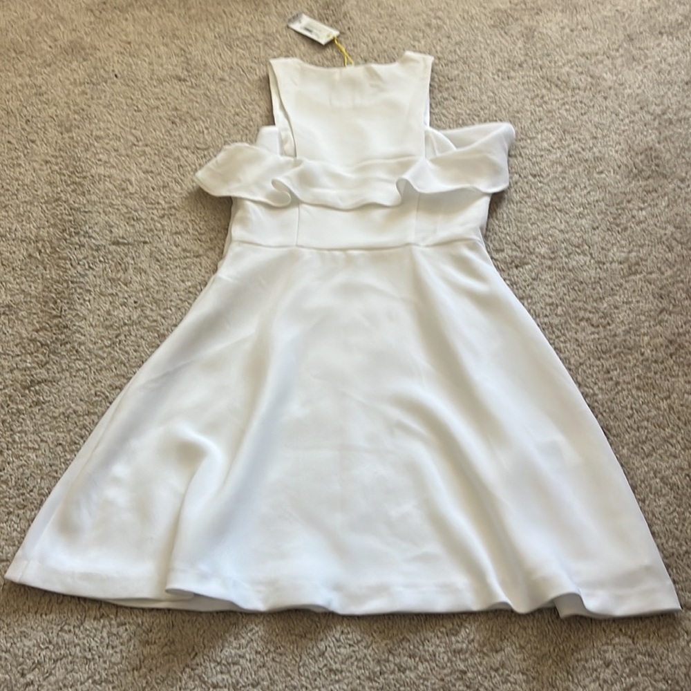BCBGeneration White Skater Ruffle Dress 4 NWT‎ - Picture 6 of 6